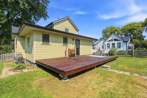 610 S Dubuque Street Solon IA 52333