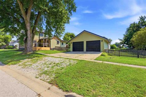610 S Dubuque Street Solon IA 52333