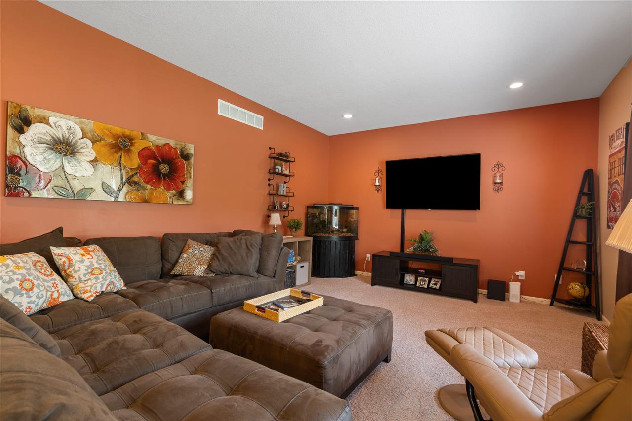 3205 Lennon Lane Marion IA 52302