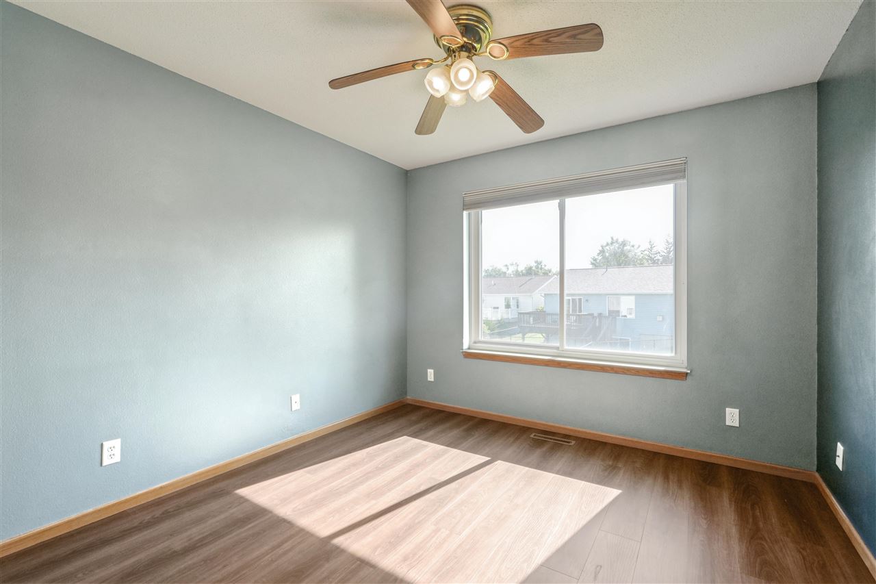 1007 Wolf Drive NW Cedar Rapids IA 52405