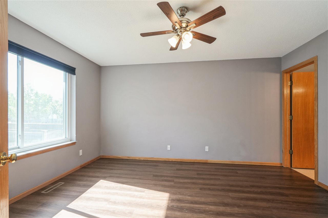 1007 Wolf Drive NW Cedar Rapids IA 52405