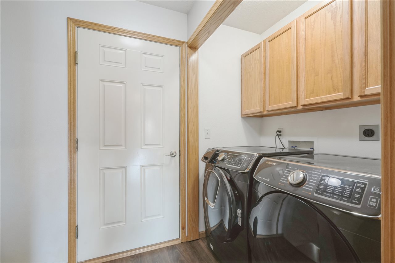 1007 Wolf Drive NW Cedar Rapids IA 52405