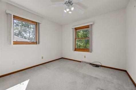 1108 Dover Street Iowa City IA 52240