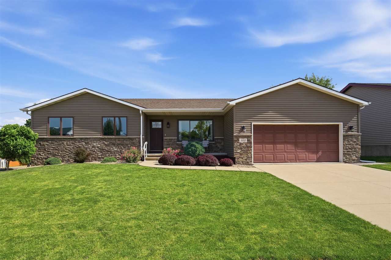 3112 24th Avenue Marion IA 52302