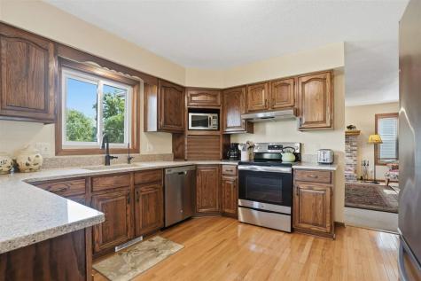 3112 24th Avenue Marion IA 52302