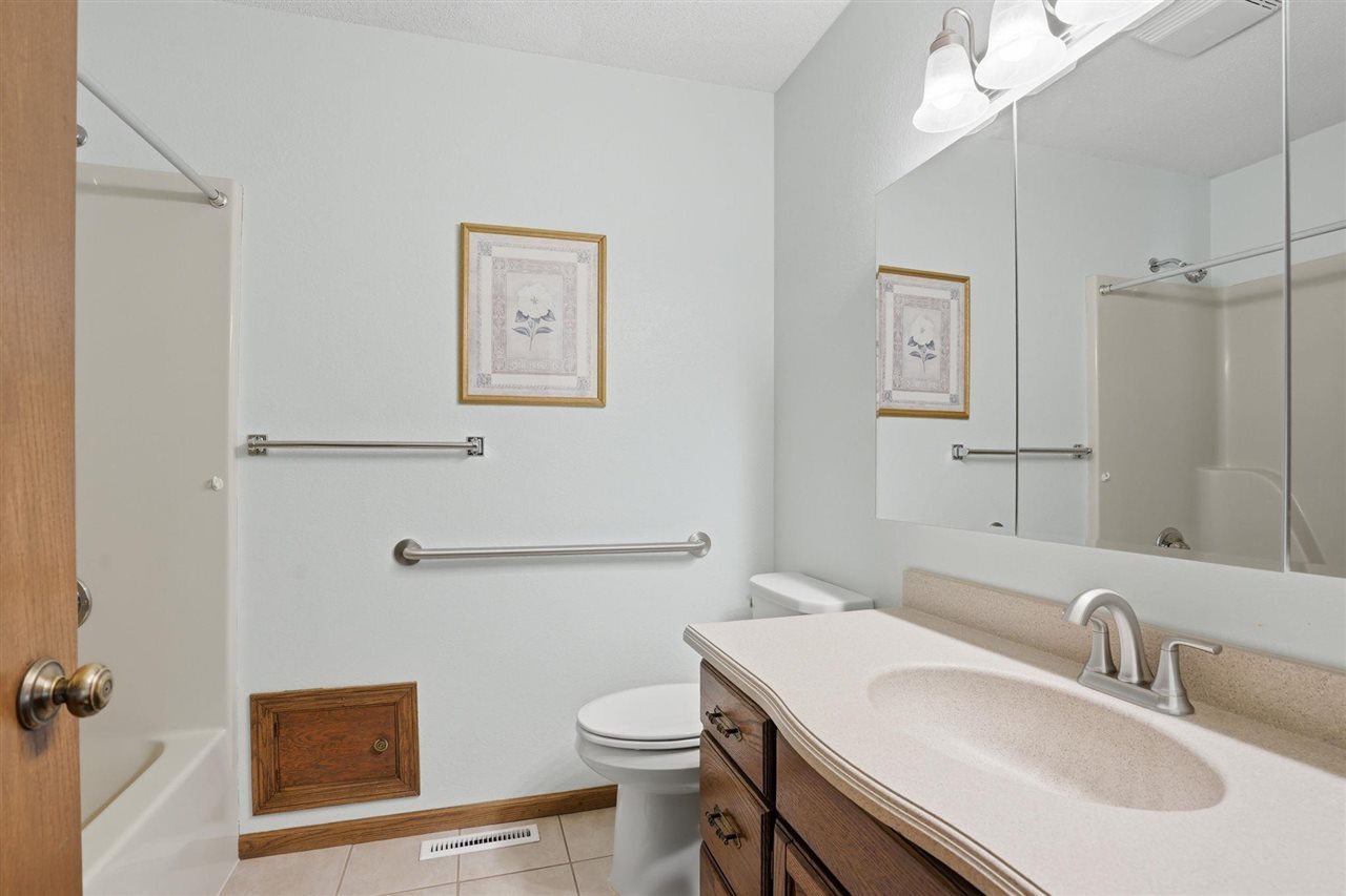 3112 24th Avenue Marion IA 52302
