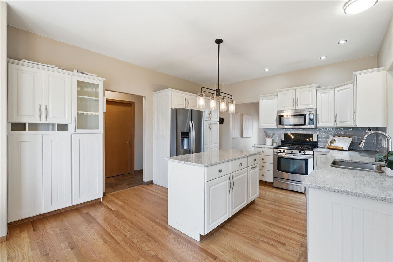 3256 Meadow Ridge Road NE Solon IA 52333