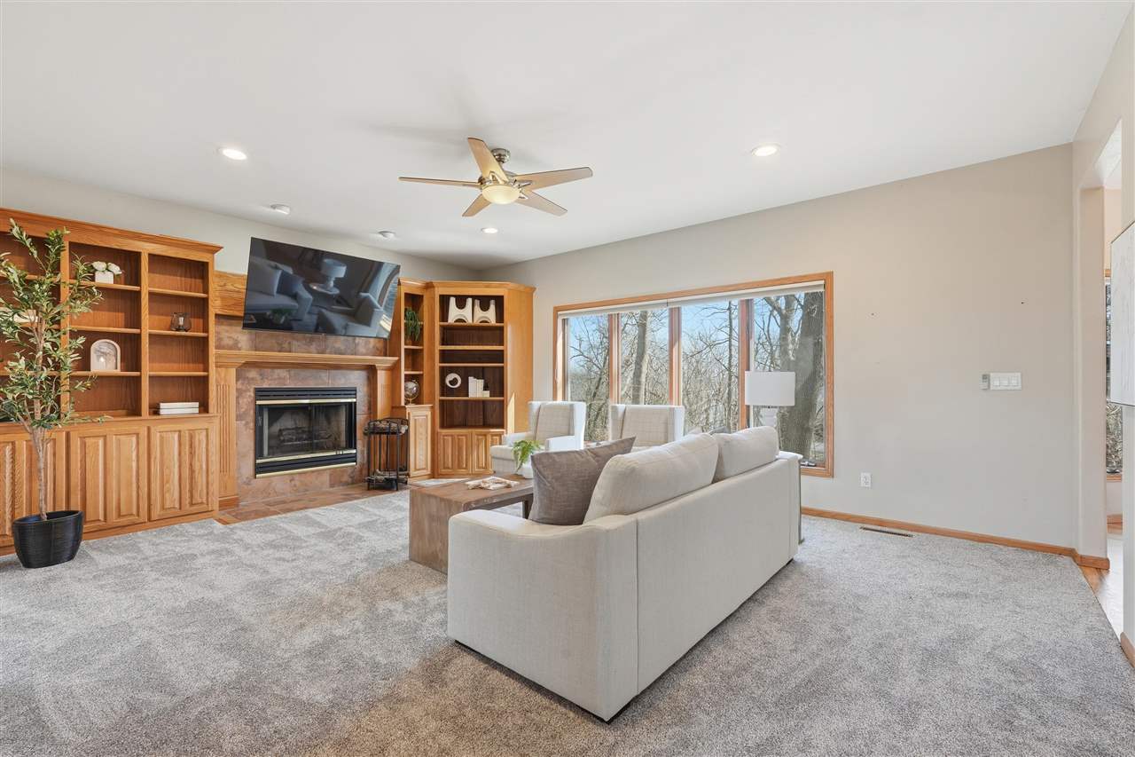 3256 Meadow Ridge Road NE Solon IA 52333