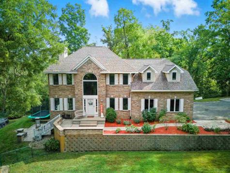 3256 Meadow Ridge Road NE Solon IA 52333