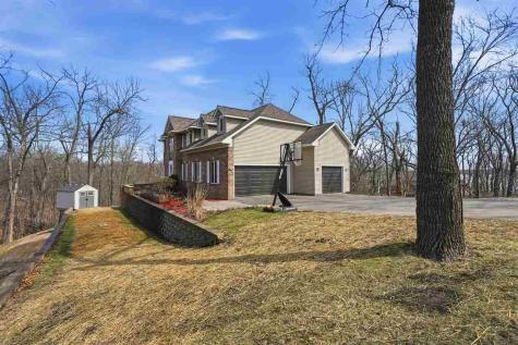 3256 Meadow Ridge Road NE Solon IA 52333