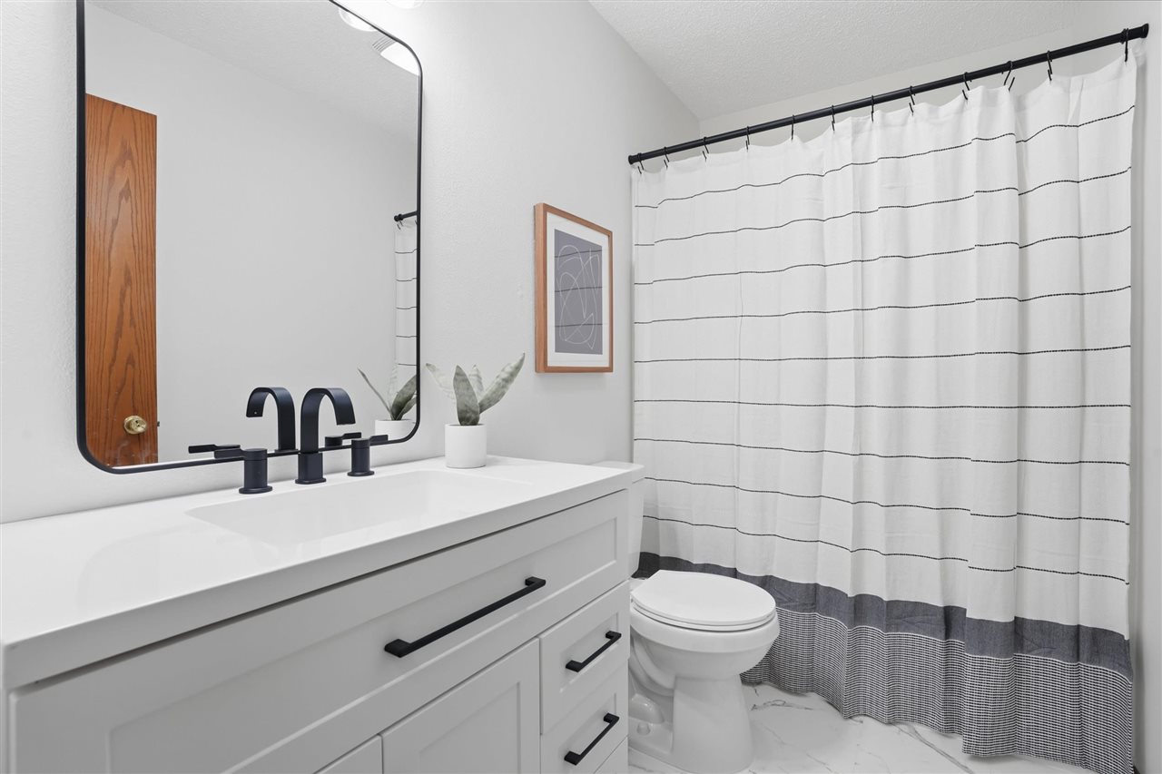 1003 Cambria Court Iowa City IA 52246