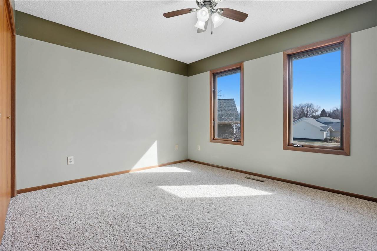 1003 Cambria Court Iowa City IA 52246