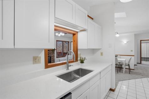 1003 Cambria Court Iowa City IA 52246