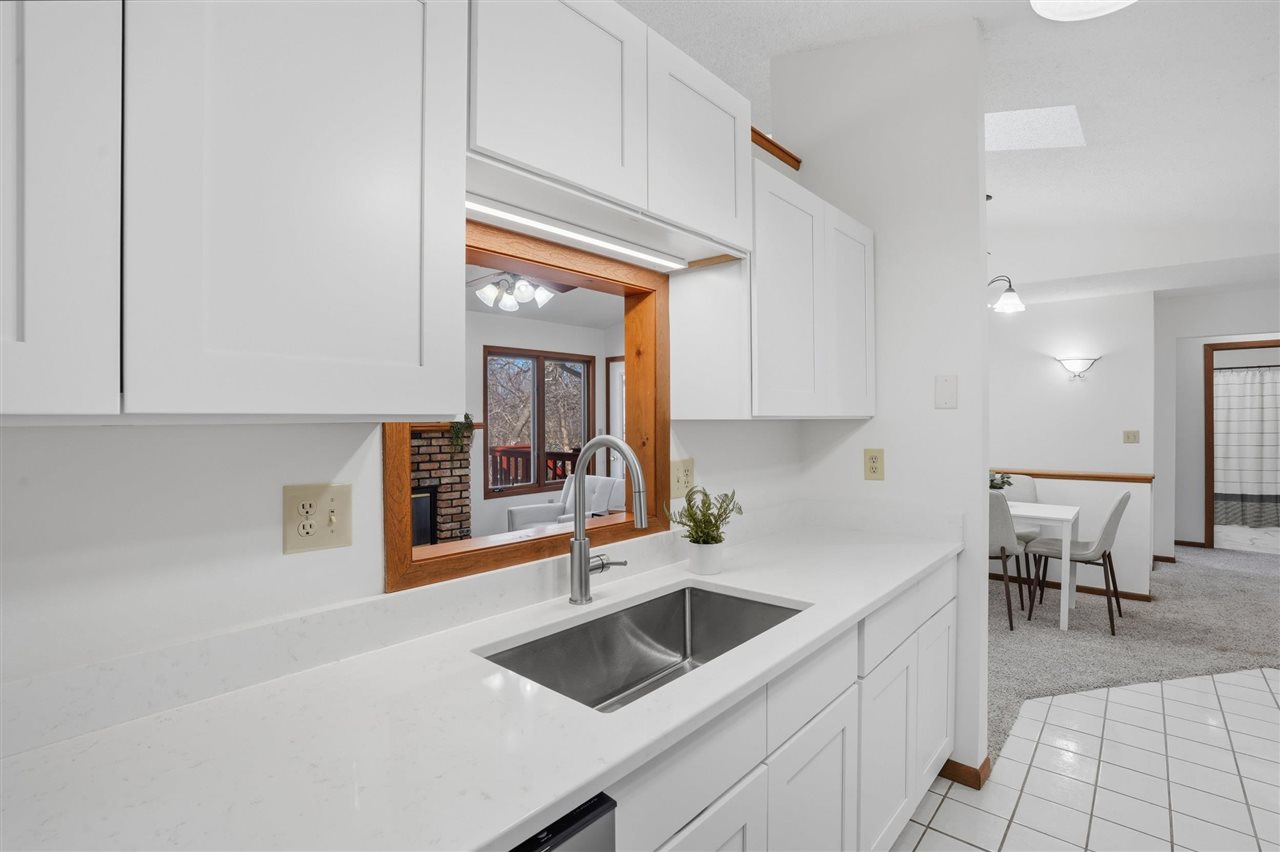 1003 Cambria Court Iowa City IA 52246