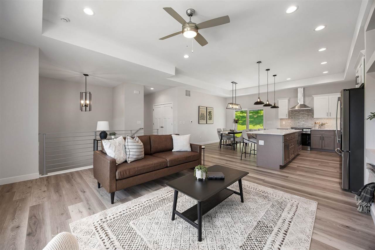 706 Silver Lane Iowa City IA 52245