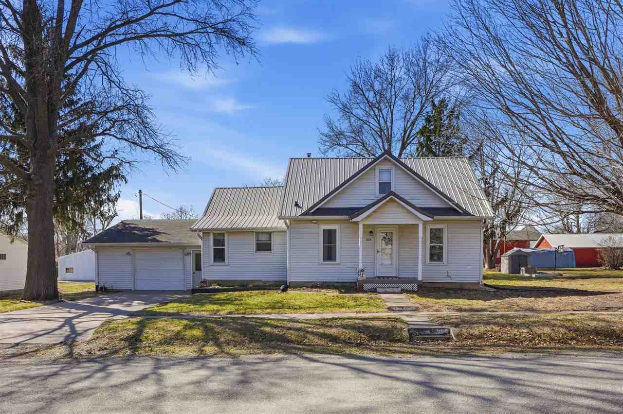 305 S Riggs Street Lone Tree IA 52755