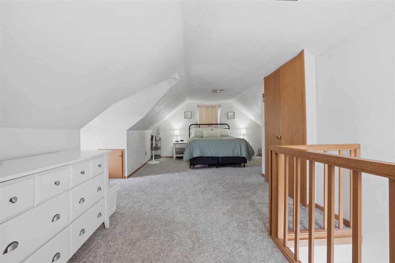 305 S Riggs Street Lone Tree IA 52755