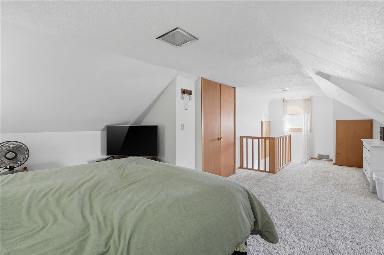 305 S Riggs Street Lone Tree IA 52755