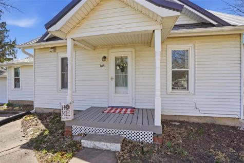 305 S Riggs Street Lone Tree IA 52755