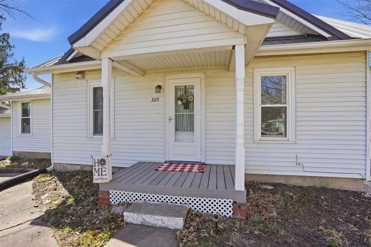 305 S Riggs Street Lone Tree IA 52755