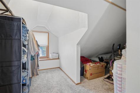 305 S Riggs Street Lone Tree IA 52755