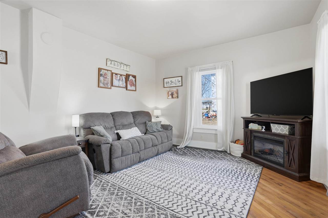 305 S Riggs Street Lone Tree IA 52755