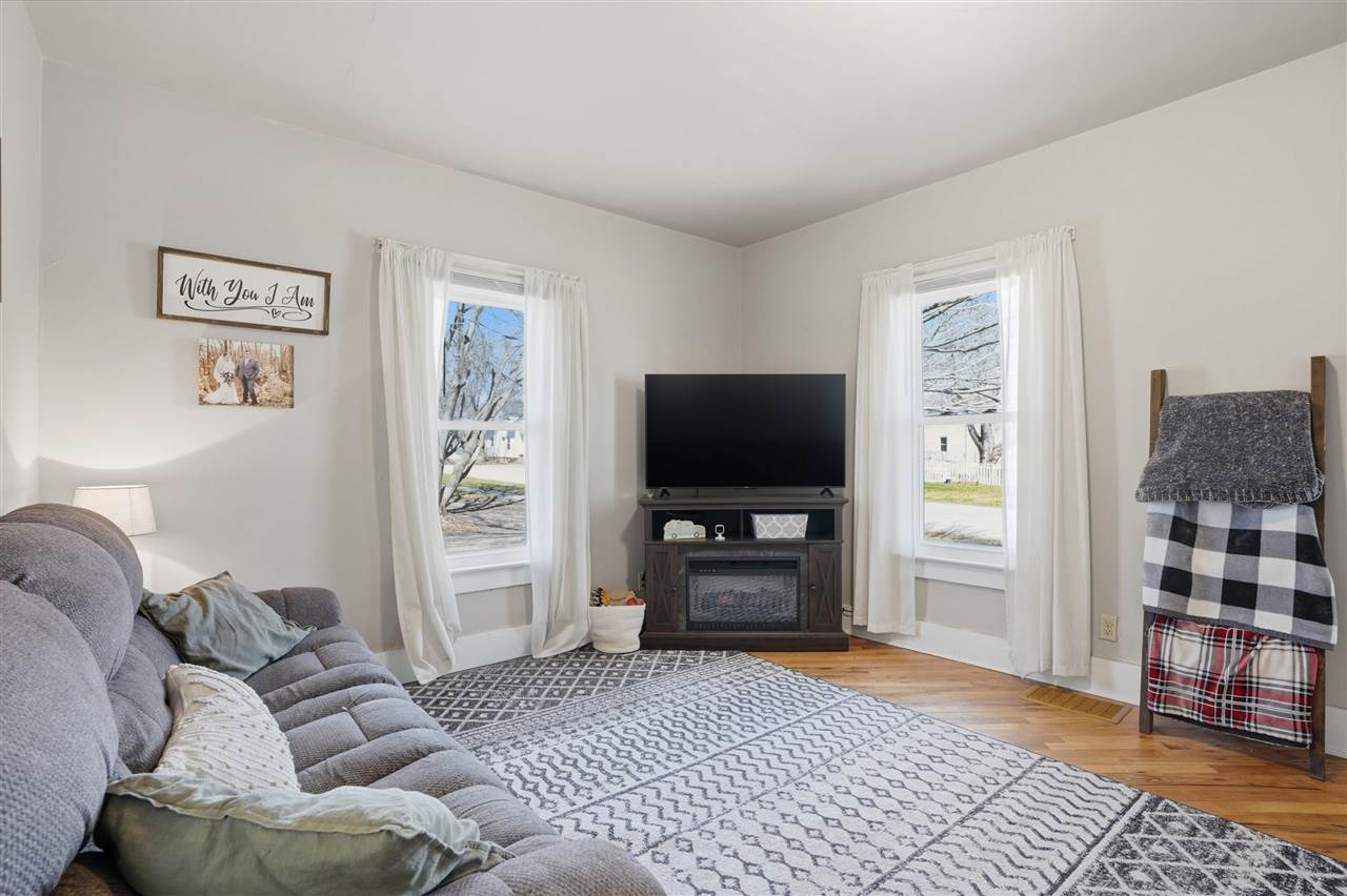 305 S Riggs Street Lone Tree IA 52755