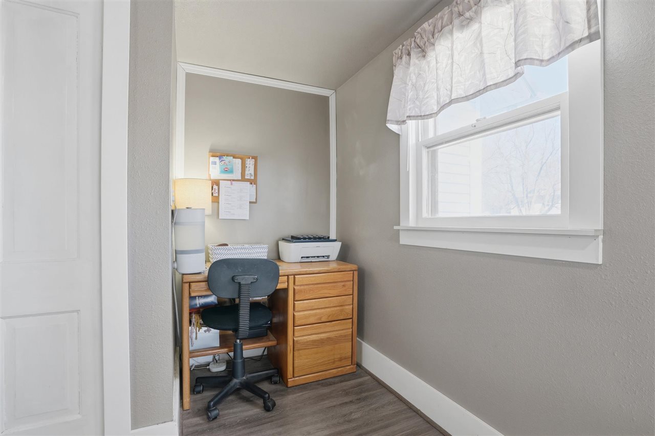 305 S Riggs Street Lone Tree IA 52755