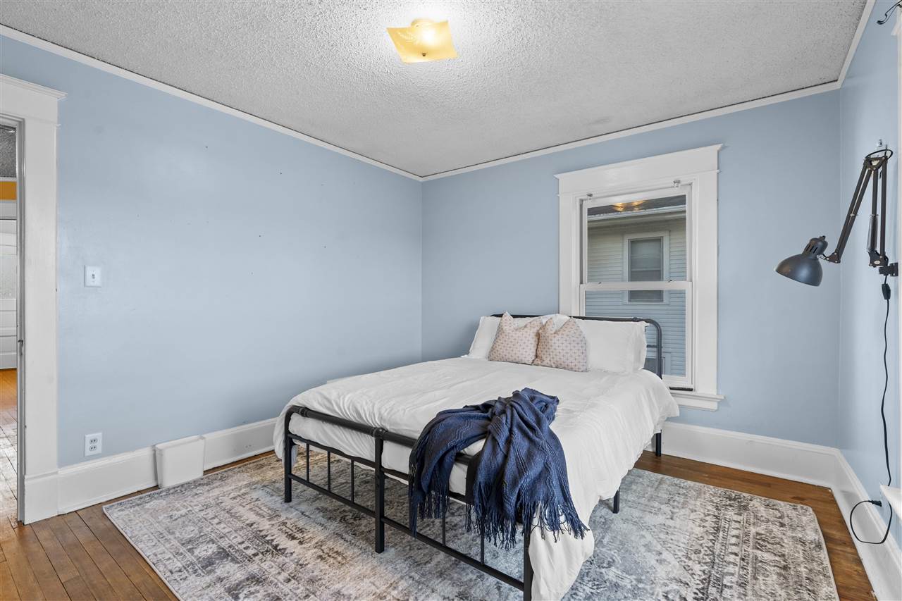 1720 2nd Avenue SE Cedar Rapids IA 52403