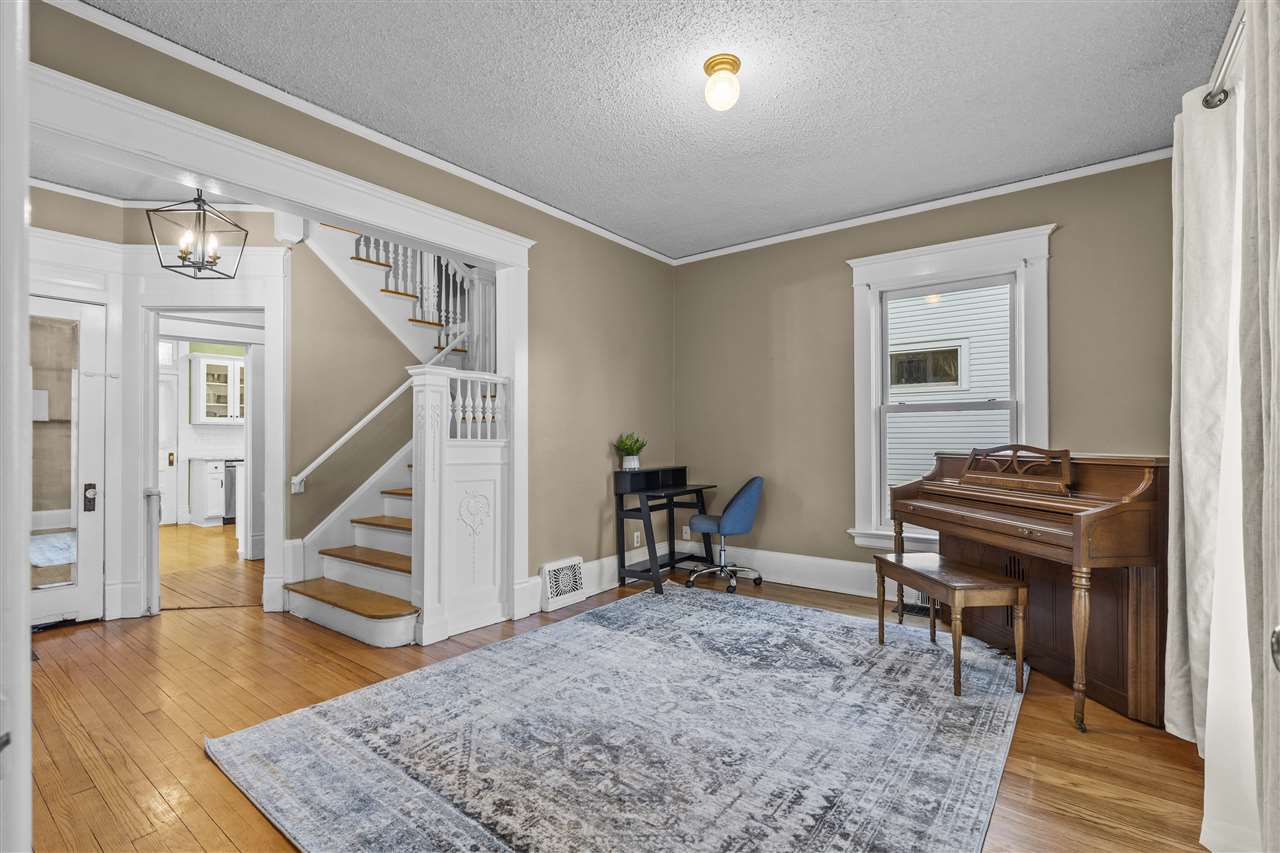 1720 2nd Avenue SE Cedar Rapids IA 52403