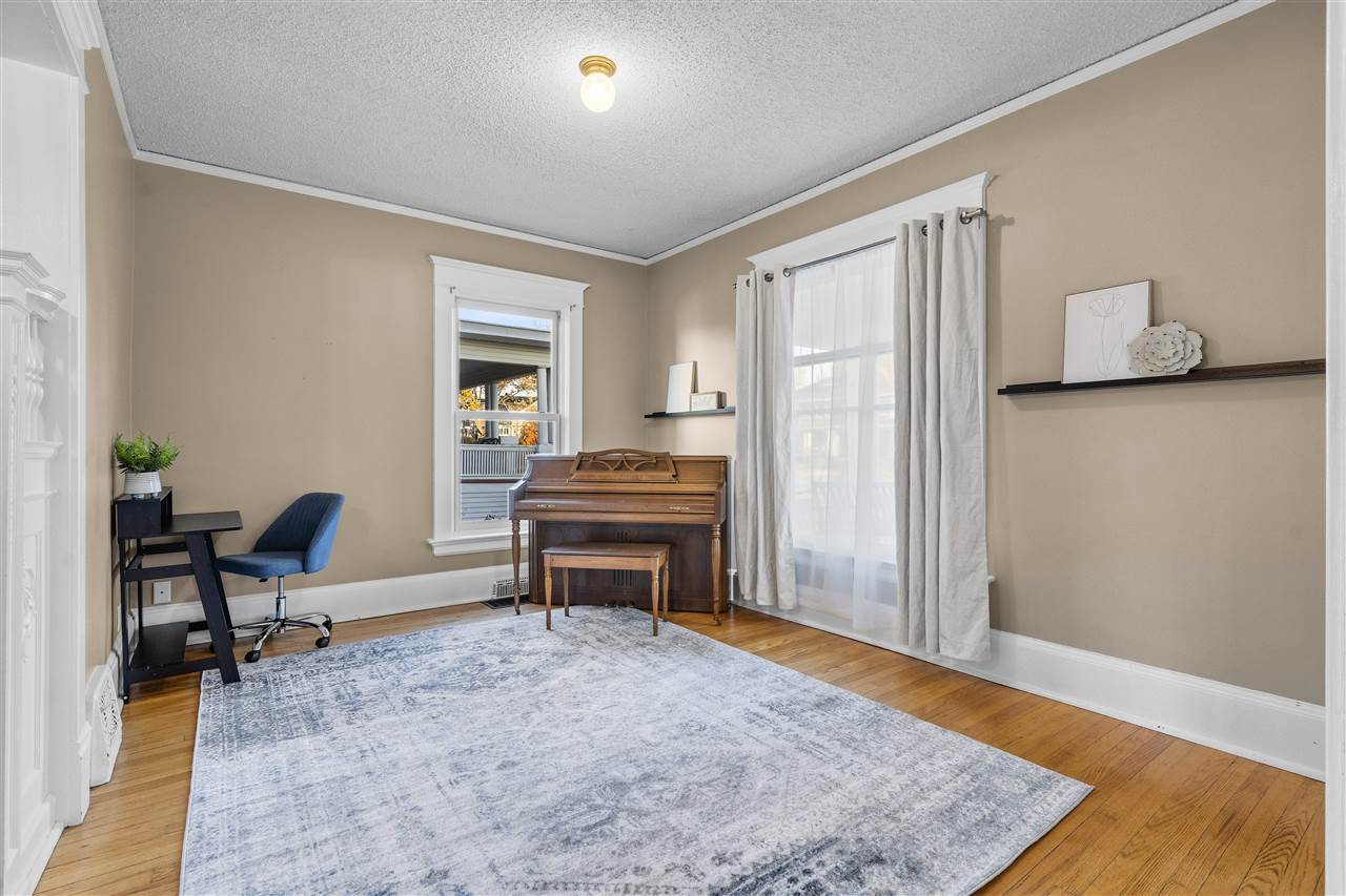1720 2nd Avenue SE Cedar Rapids IA 52403
