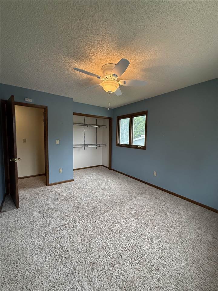 30 Denbigh Drive Iowa City IA 52246