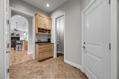 1356 NE Lakewoods Court Swisher IA 52338