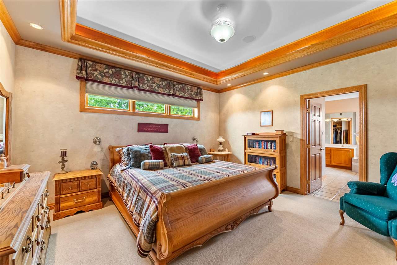 1402 Ridgeview Court Washington IA 52353