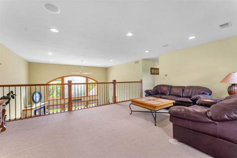 1402 Ridgeview Court Washington IA 52353