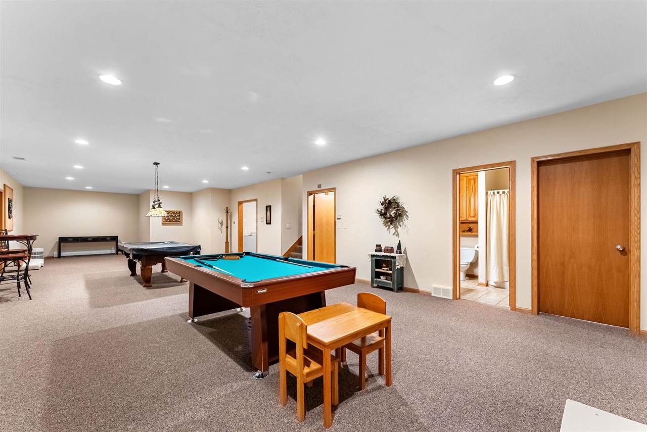 1402 Ridgeview Court Washington IA 52353