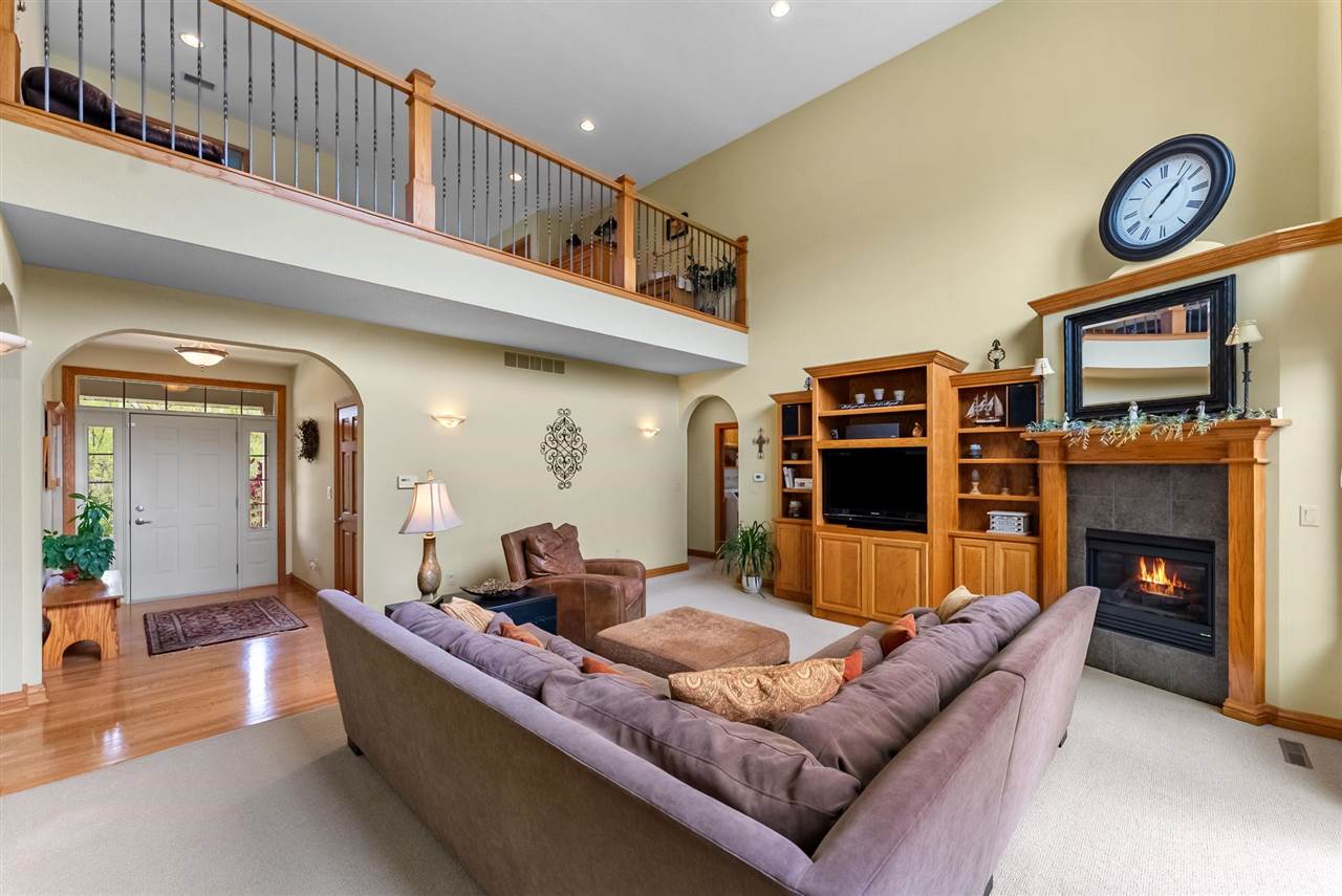 1402 Ridgeview Court Washington IA 52353