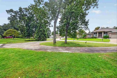 164 Hummingbird Lane Iowa City IA 52245