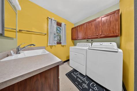 164 Hummingbird Lane Iowa City IA 52245