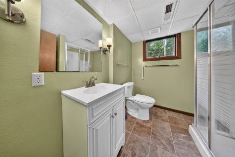 164 Hummingbird Lane Iowa City IA 52245