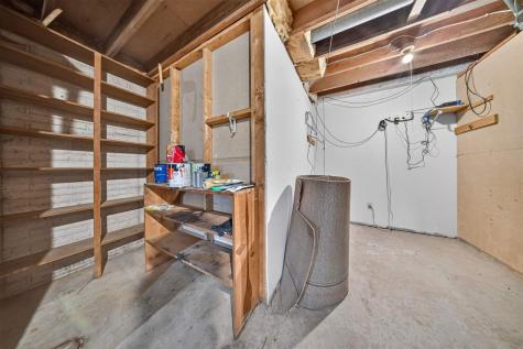 164 Hummingbird Lane Iowa City IA 52245
