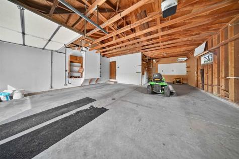 164 Hummingbird Lane Iowa City IA 52245
