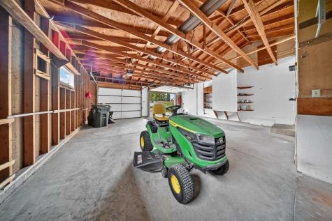164 Hummingbird Lane Iowa City IA 52245