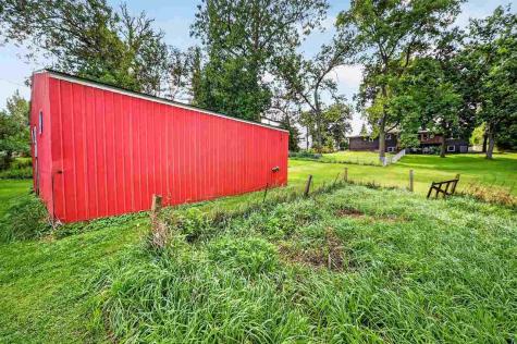 164 Hummingbird Lane Iowa City IA 52245