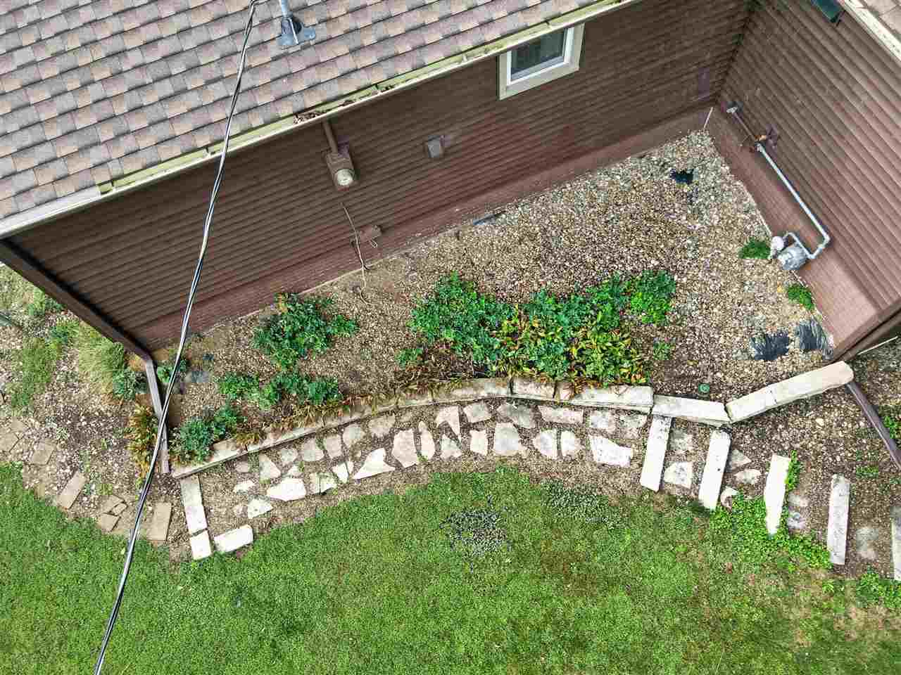 164 Hummingbird Lane Iowa City IA 52245
