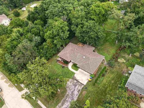 164 Hummingbird Lane Iowa City IA 52245