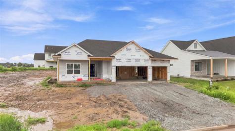 1401 Green Oak Pass Tiffin IA 52340
