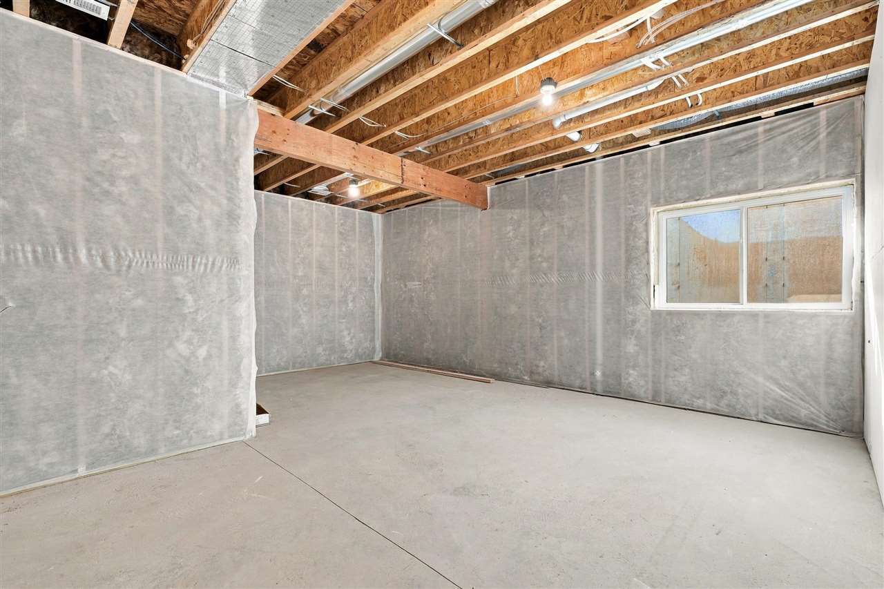 1401 Green Oak Pass Tiffin IA 52340
