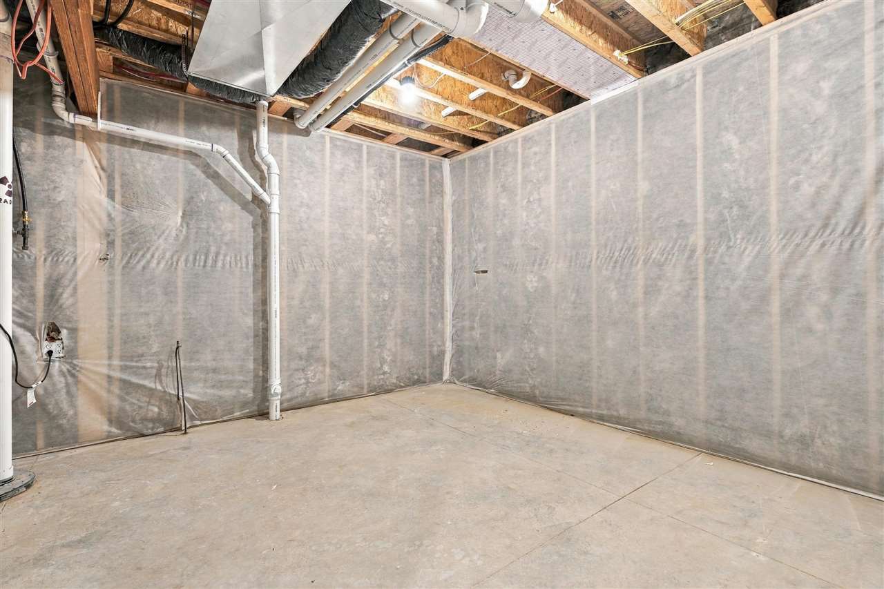 1401 Green Oak Pass Tiffin IA 52340
