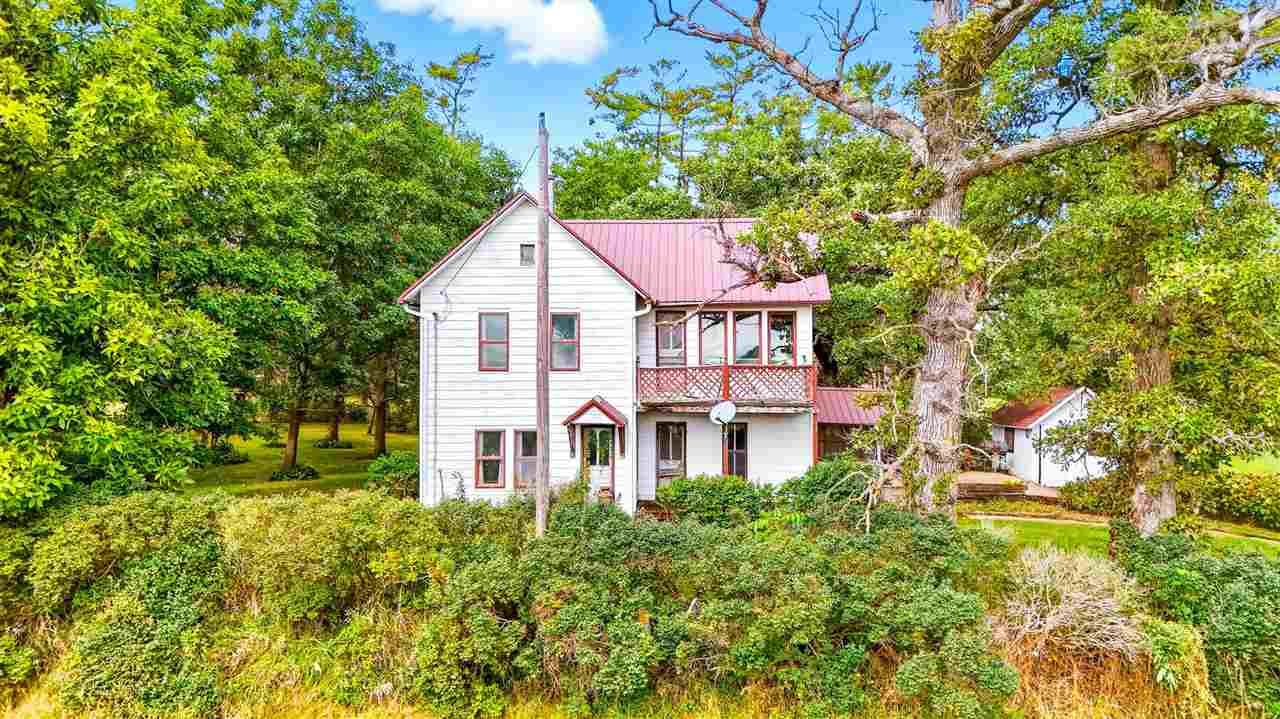 1232 540th Street SW Kalona IA 52247